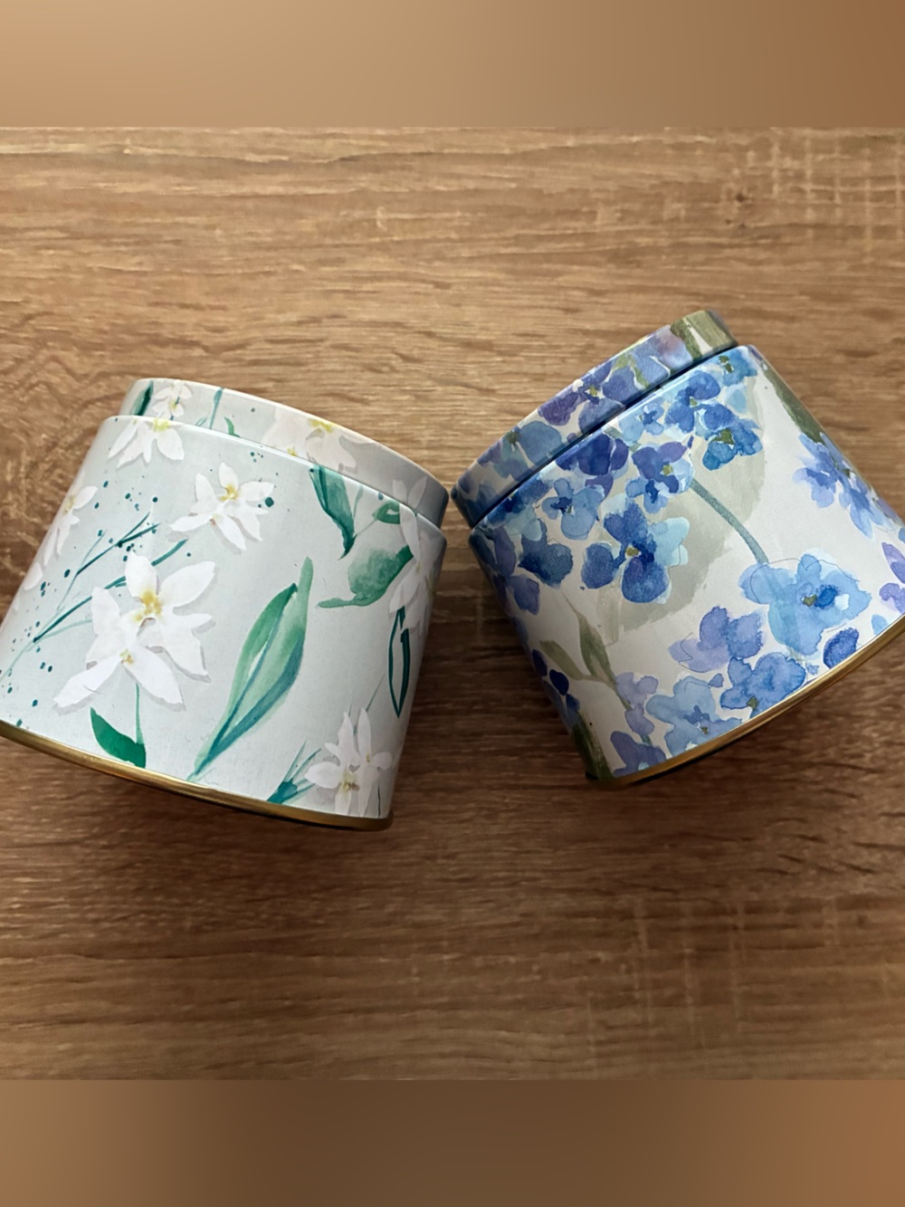 Pier 1 Floral Decorative Tin Candles - Set of 2 🪻🤍🪻🤍🪻